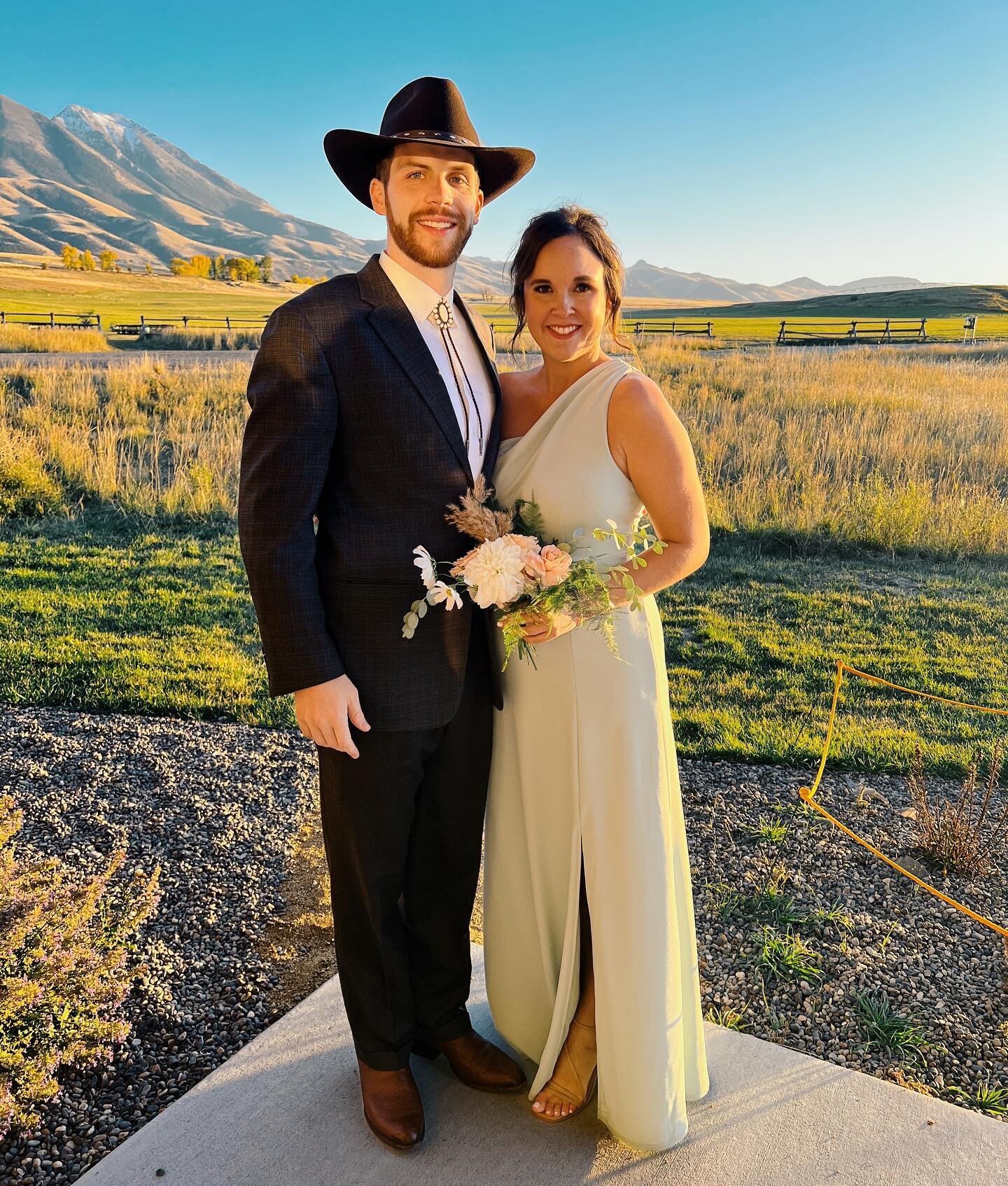 A magical weekend in Bozeman, Montana celebrating Ali &amp; Sean McGuire! ✨🥂 We love you both and baby Elayna so much!