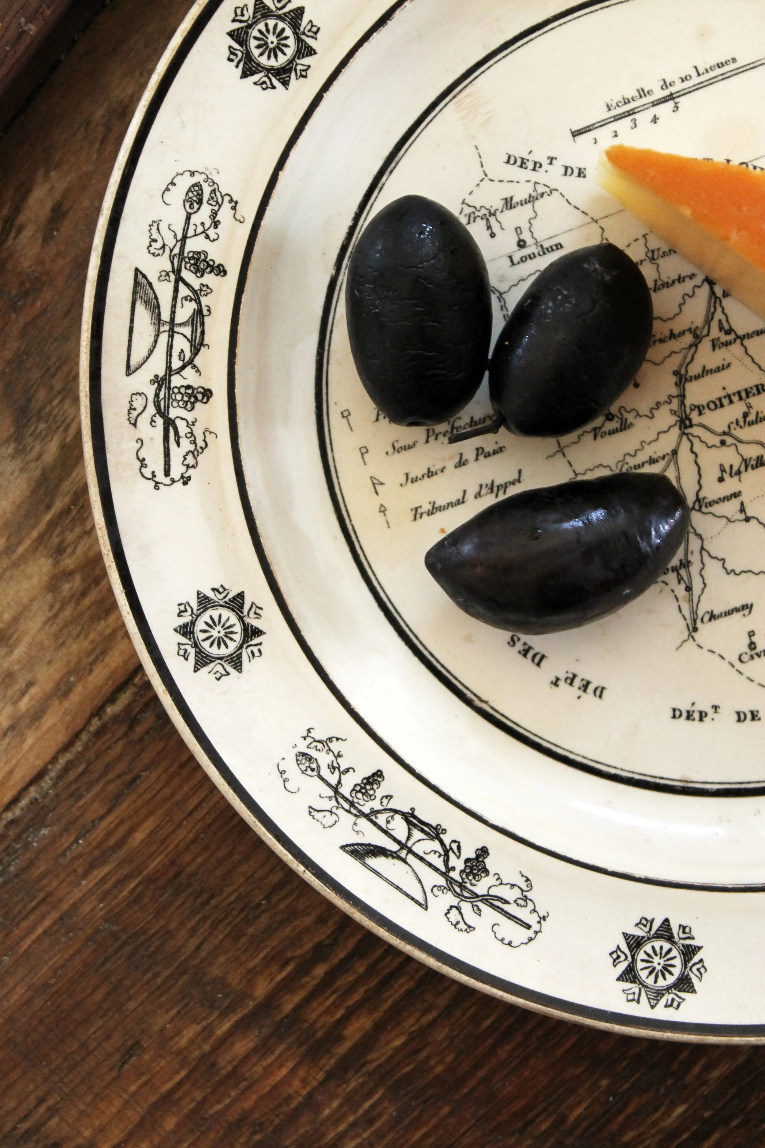 Black Olives with Ghouda