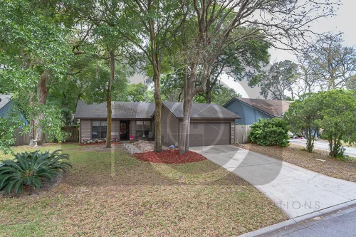 1456 Classic Oak Court