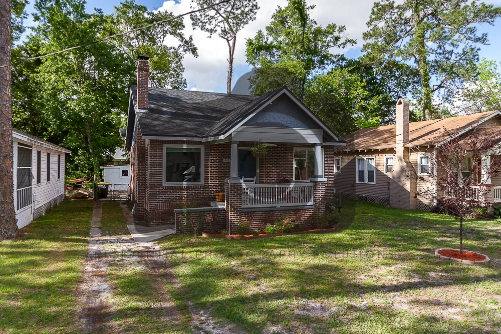 4612 Attleboro Street