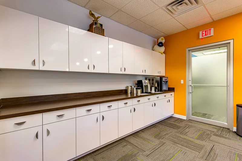 20170708 Interior Buildouts009SMALL.jpg