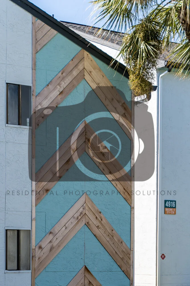 The Landing Exterior and Monument Photographs