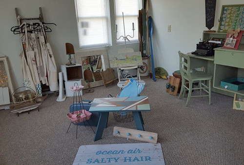 Sure, right now it's filled with JUNK but we'd like YOU to fill this space!