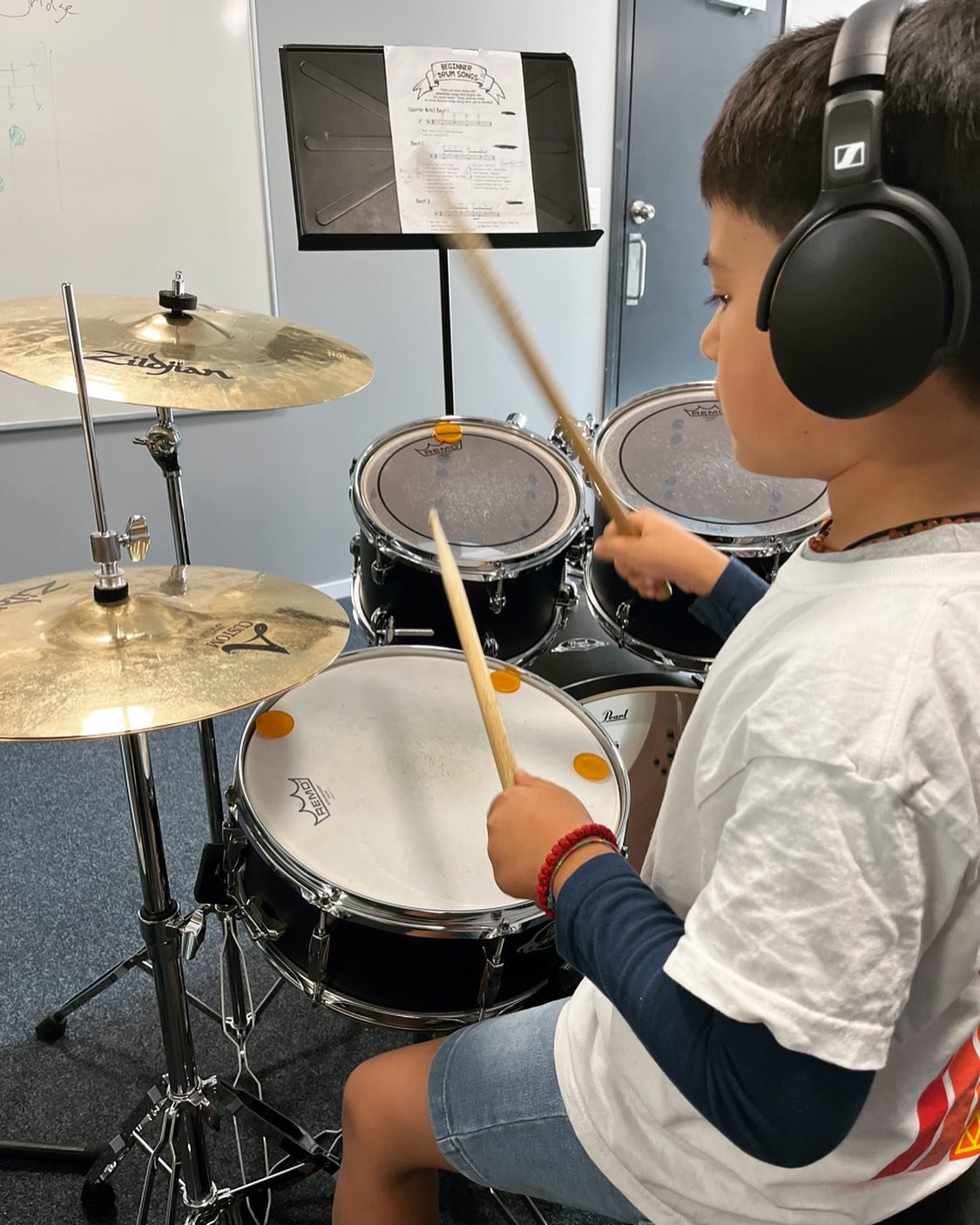 Term 2 is underway at @patiencedrumstudio! Here&rsquo;s Antim rocking on the drum kit! 

Get in touch if you&rsquo;re interested in drum lessons, only a few available spots remain! 

https://scottpatience.com/patiencedrumstudio 

#drumlessons #drumst