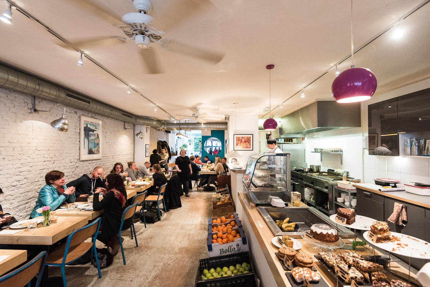 DÉJEUNER CHEZ BAKERS & ROASTERS À AMSTERDAM