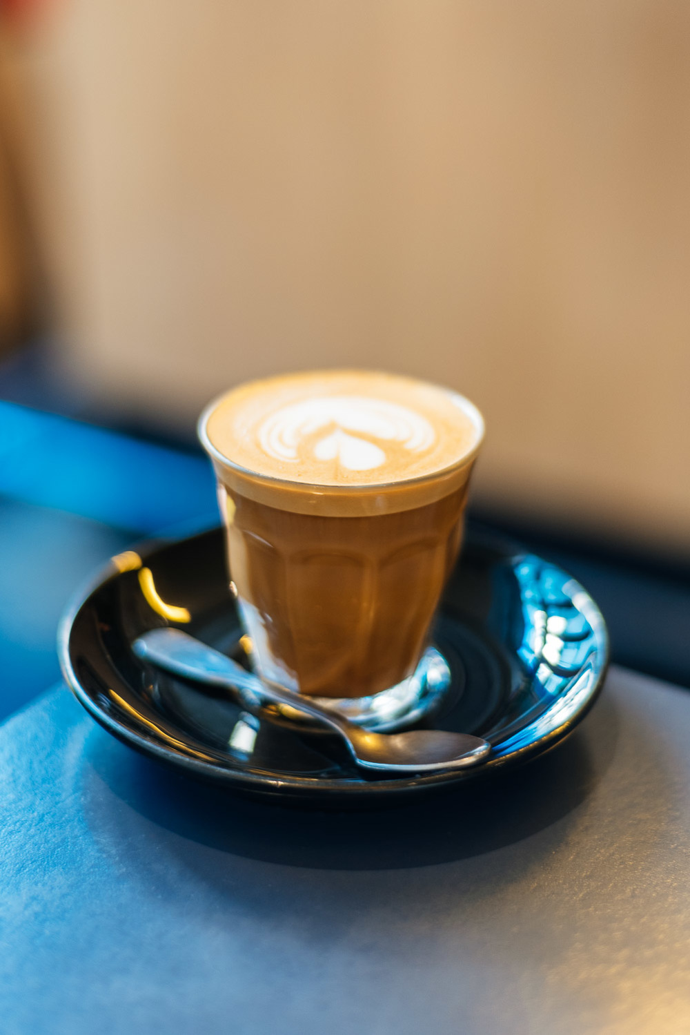 Cortado chez Ten Belles à Paris