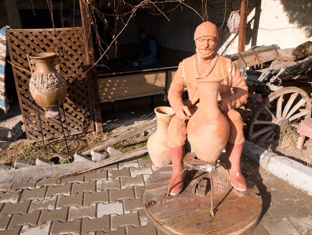 travel-turk-potter-statue.jpg