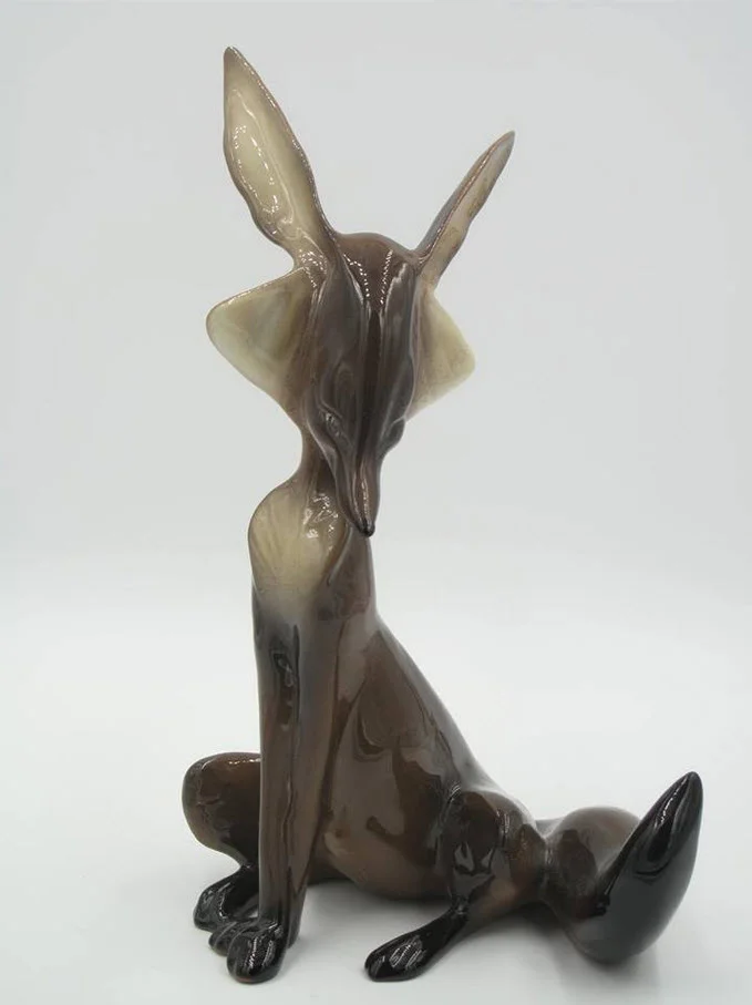 Hagen Renaker Mrs. Coyote