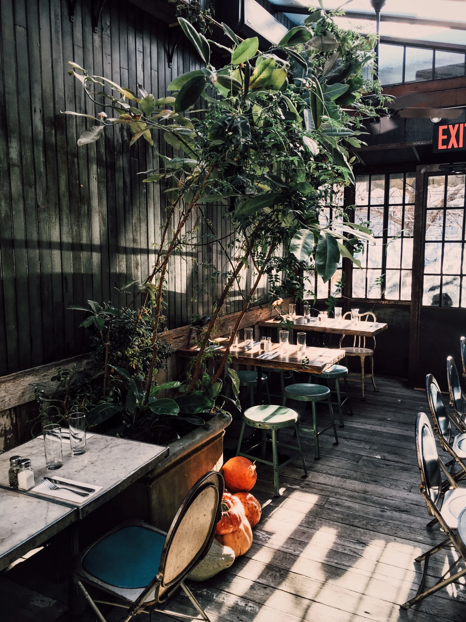 cafe_colette_outdoor_seating.jpg