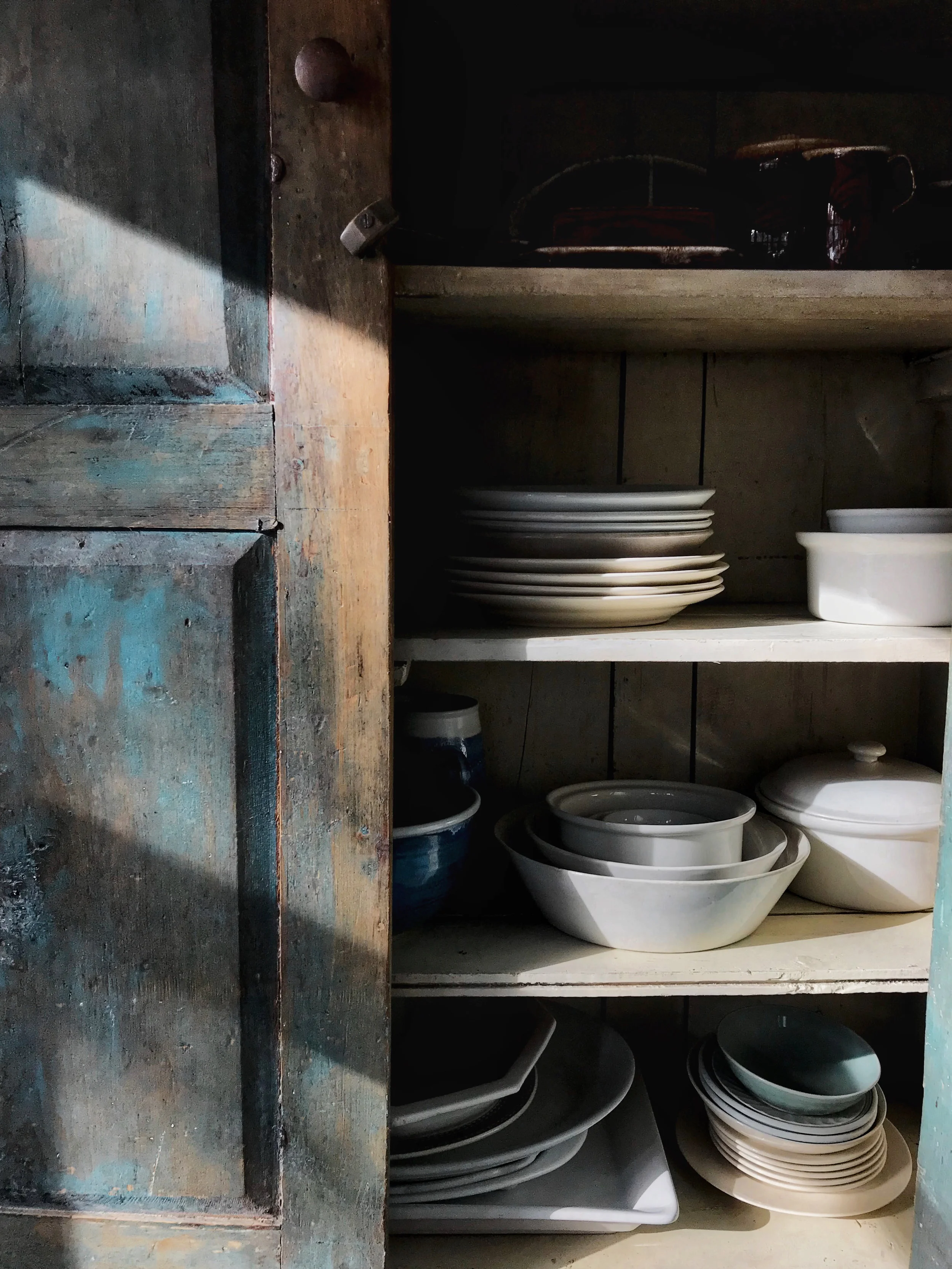 cabin details at coal cabin