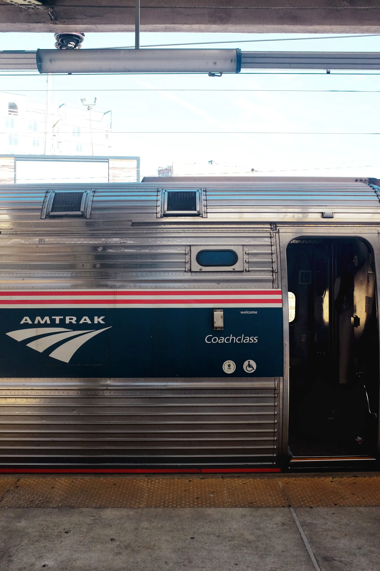 A Weekend Getaway to Washington D.C. w/ Amtrak