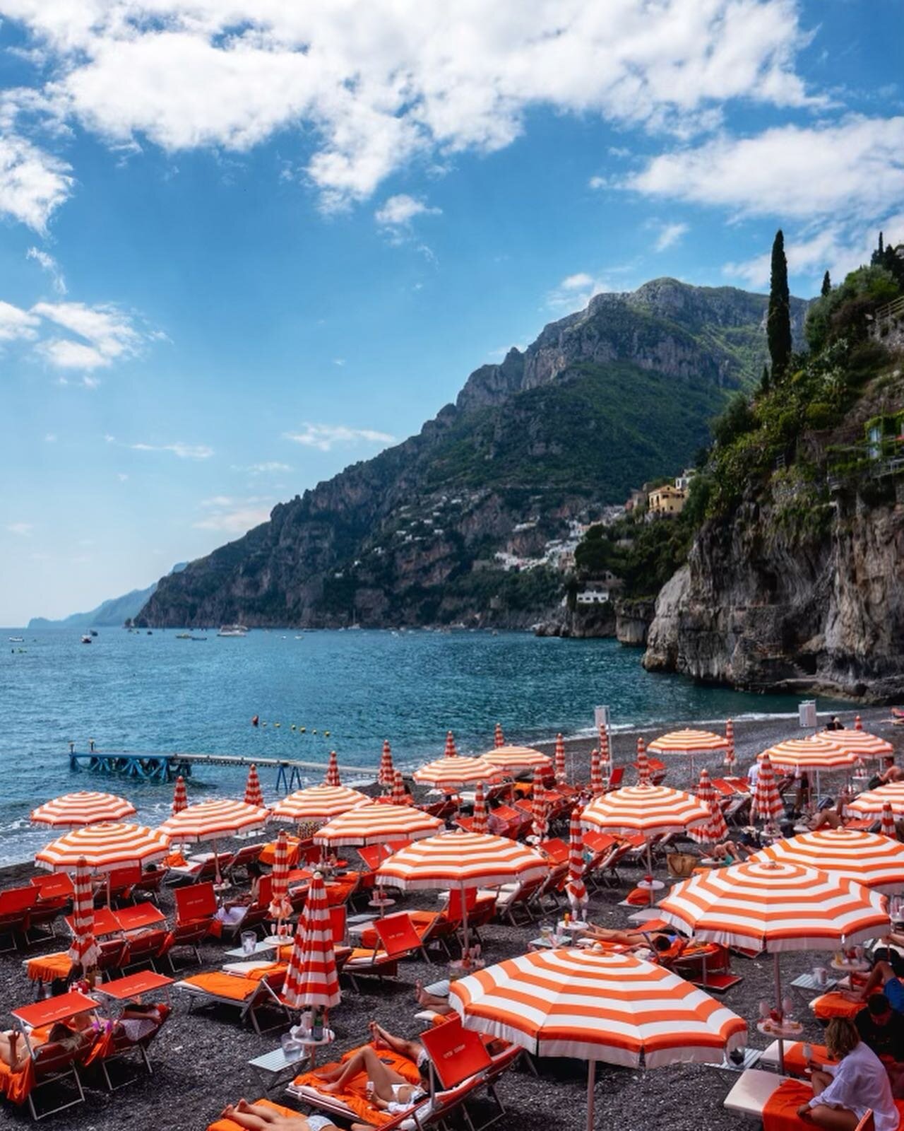 The ultimate beach club paradise @arienzobeachclubpositano 🏖️