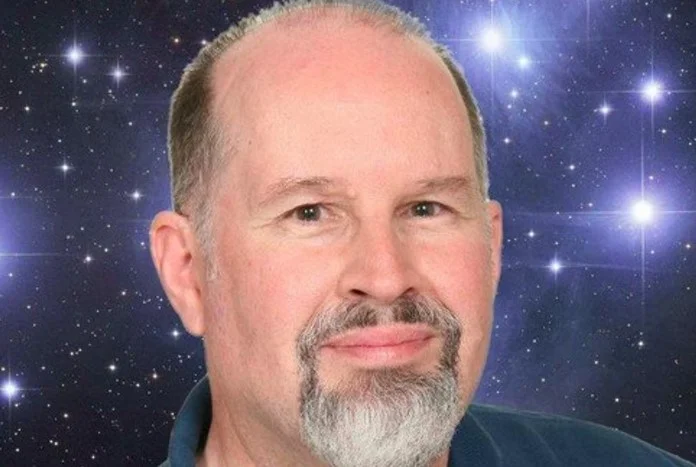 LISTEN: Timothy Zahn ComiCONN Panel