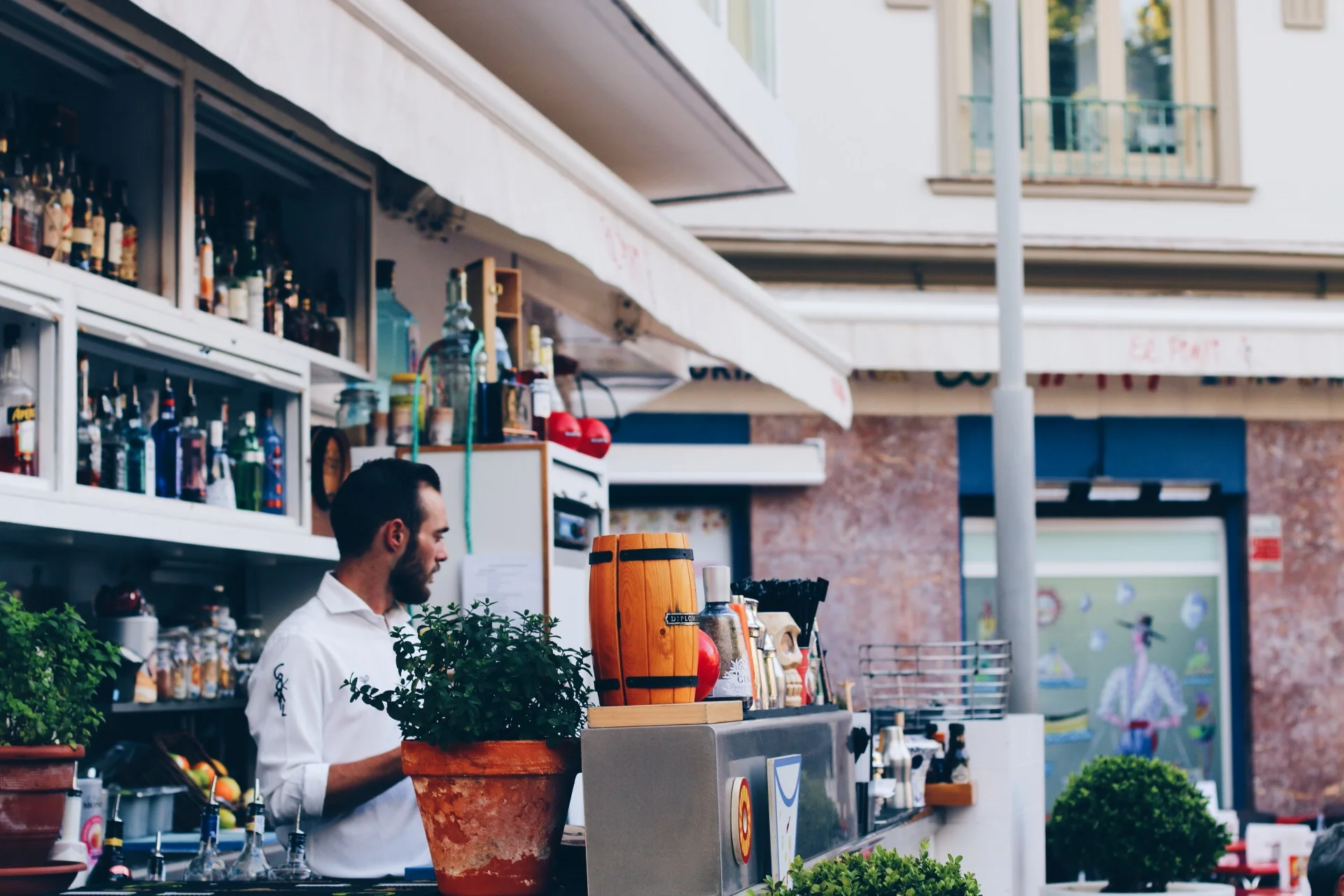 EL PIMPI'S OUTDOOR BAR