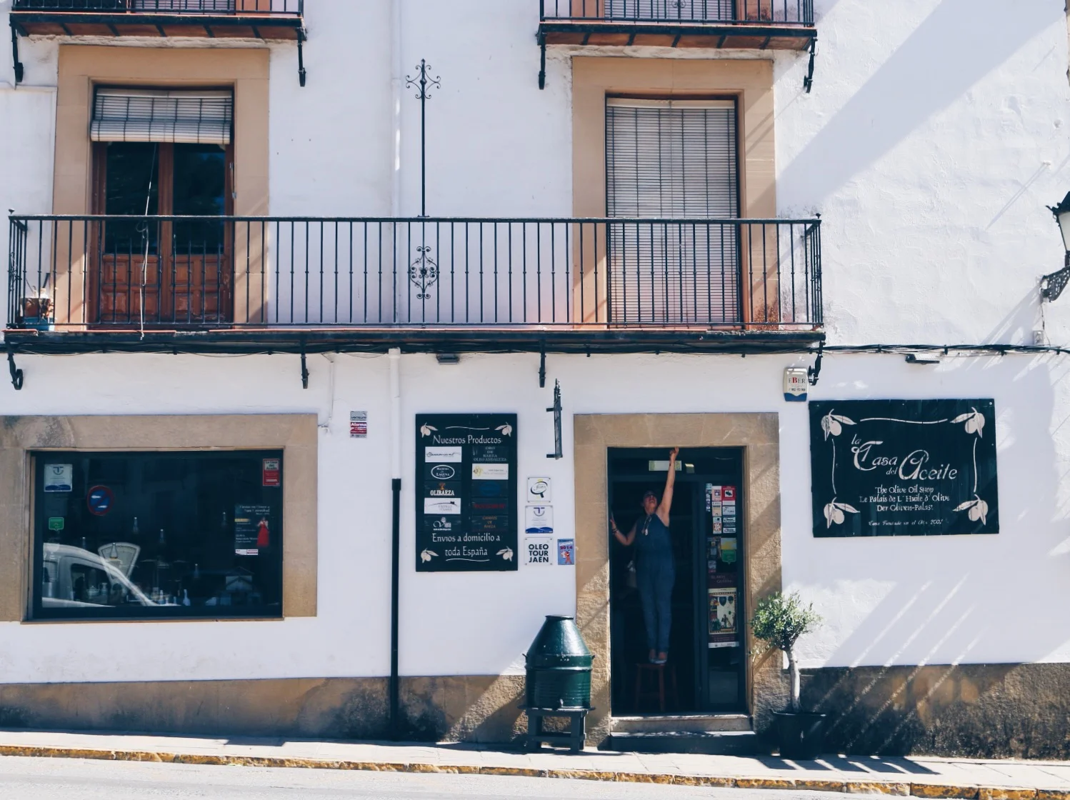 LA CASA DEL ACEITE (HOUSE OF OLIVE OIL) - BROUGHT BACK SOME LOCAL AWARD-WINNING OLIVE OILS AND SOAPS HERE