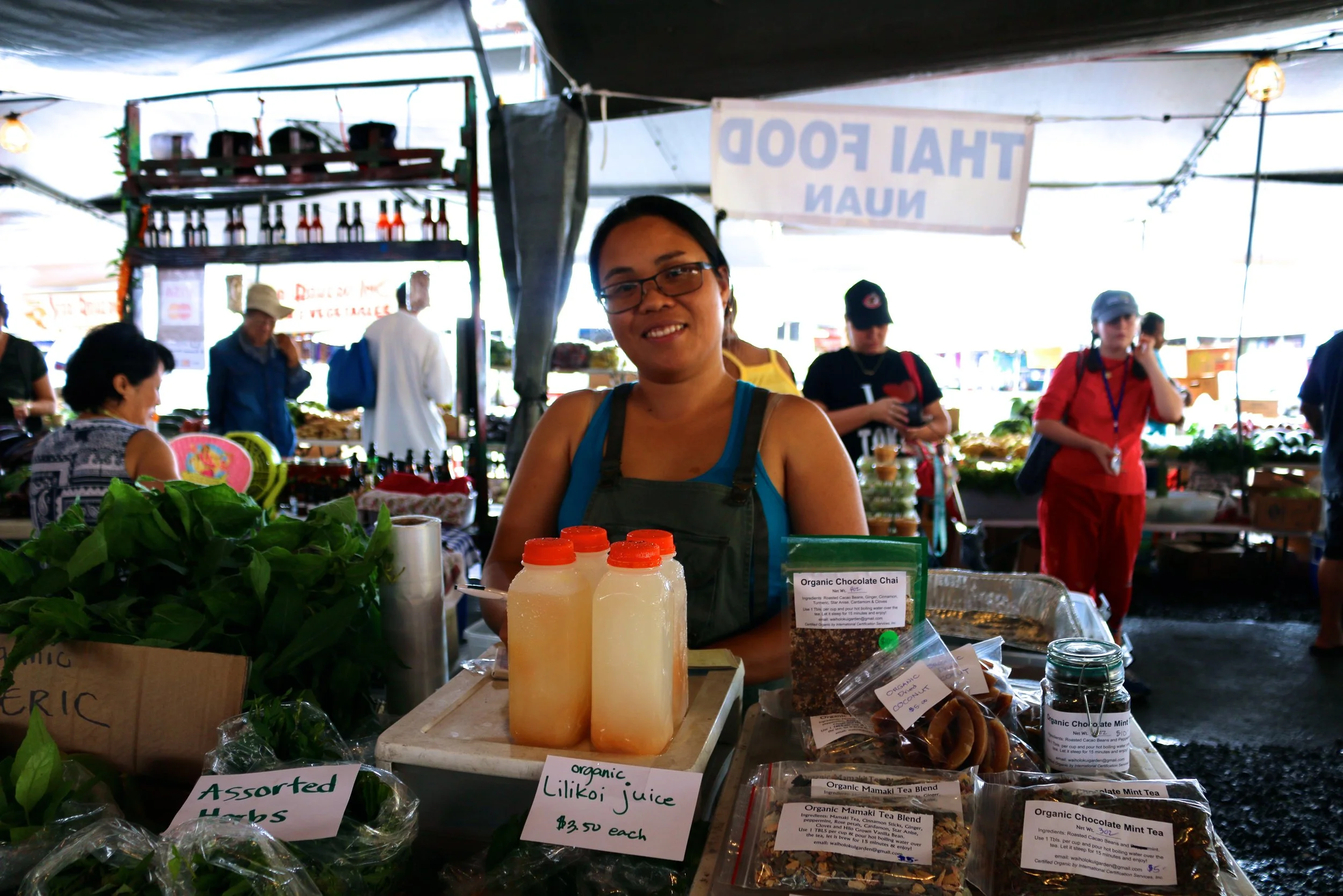 THE LADY BEHIND THE AMAZING GINGERADE JUICE STAND.