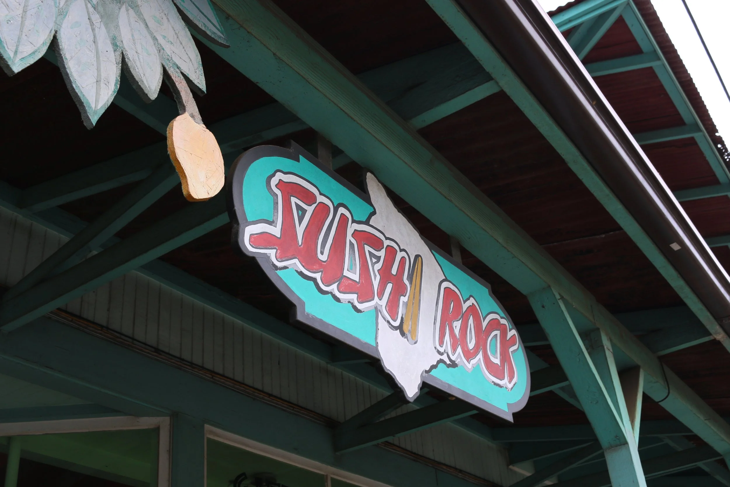 SUSHI ROCK IN THE CUTEST VILLAGE, HAWI