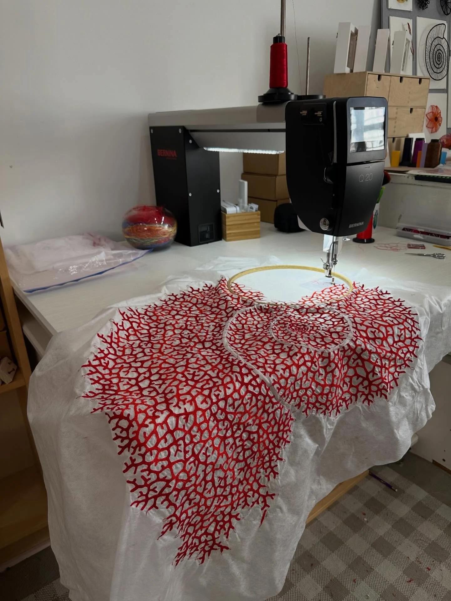 So close!!!!! 

#sculpturalembroidery #meredithwoolnough