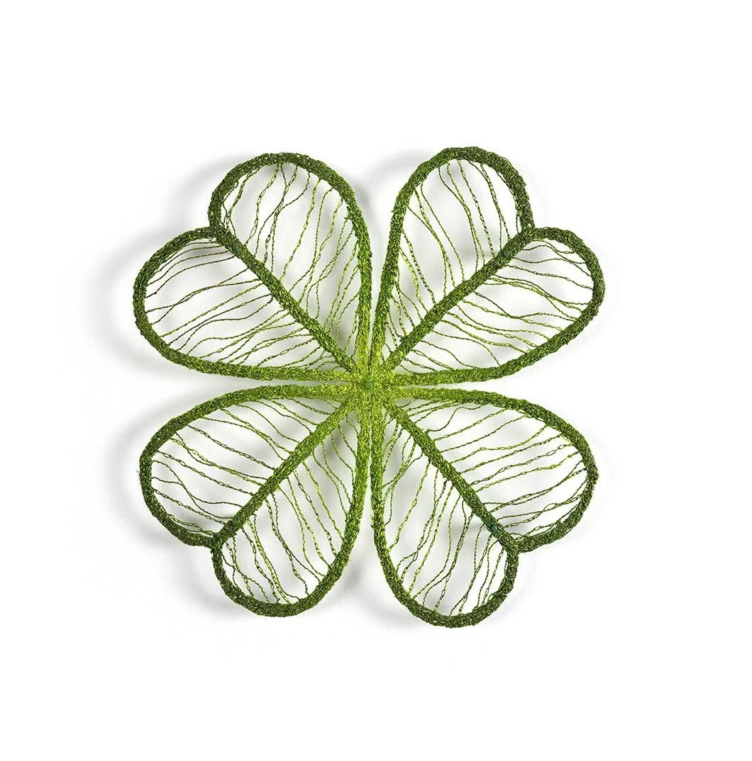 I made this piece on St Patrick&rsquo;s day. 🍀

This mini leaf embroidery will be part of my upcoming online release (I&rsquo;m just waiting on the framing). Details will be sent out to those on my mailing list soon. 

#sculpturalembroidery #meredit