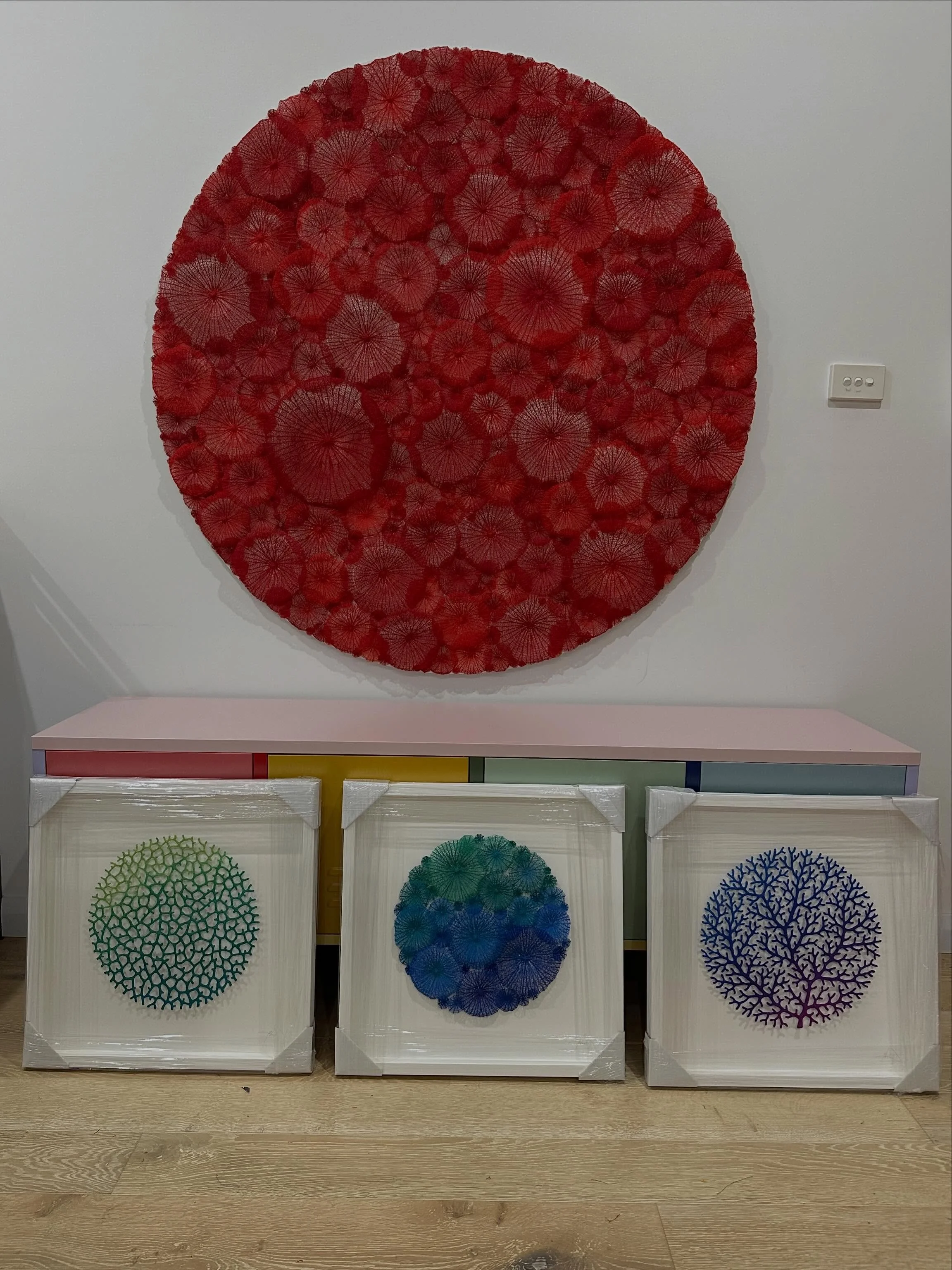 These three pieces have safely landed in their new home in the US. I hope they bring their collector much joy. ❤️

#sculpturalembroidery #meredithwoolnough