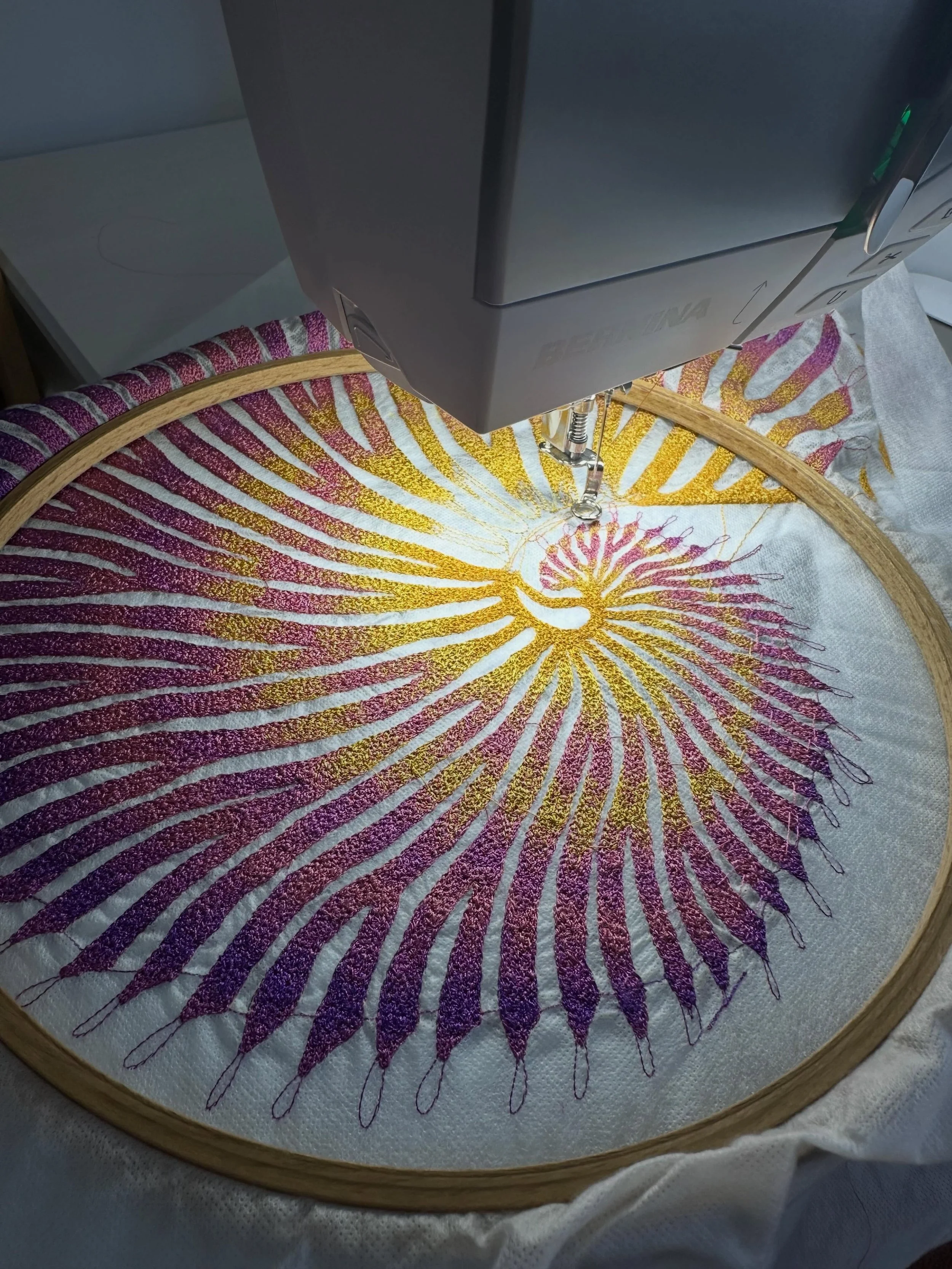 So close to finishing the stitching on this &lsquo;Paper Nautilus&rsquo; piece! 

#sculpturalembroidery #meredithwoolnough #freehandmachineembroidery
