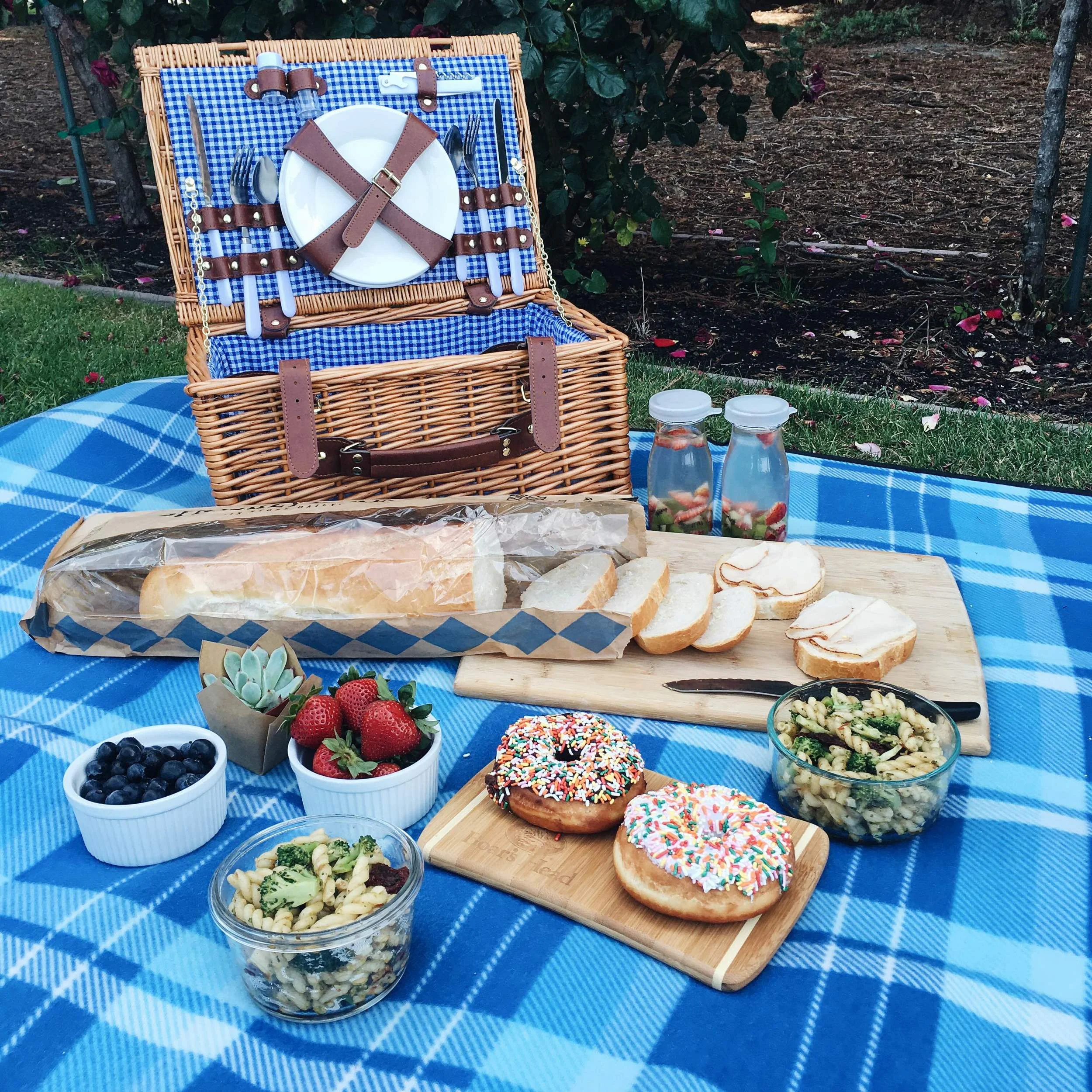 How To Plan The Perfect Pinterest-Inspired Picnic
