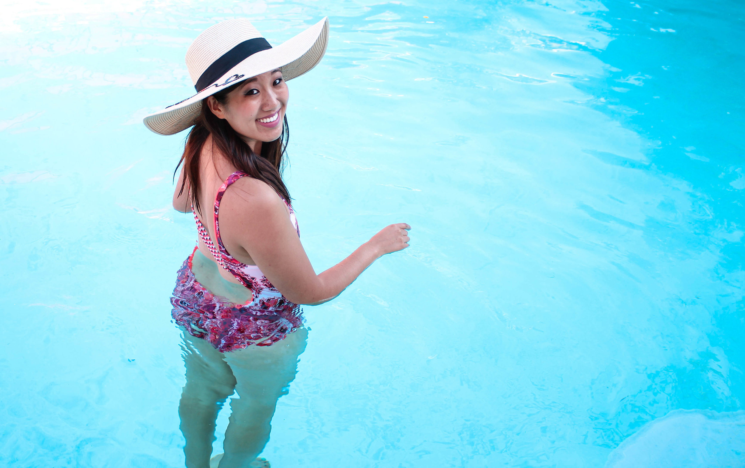 PineappleFloatie-19.jpg