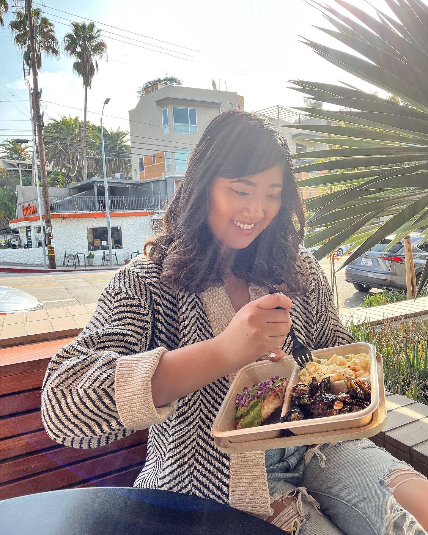 #weekendphotodump looked a little like this 🏨🚘🛒🥦🍜😴

Haven&rsquo;t visited LA in a good 2+ years so it was about time for a quick weekend staycation at the @sheratongrandla 😍❤️

In all honesty, this weekend staycation consisted of minimal photo