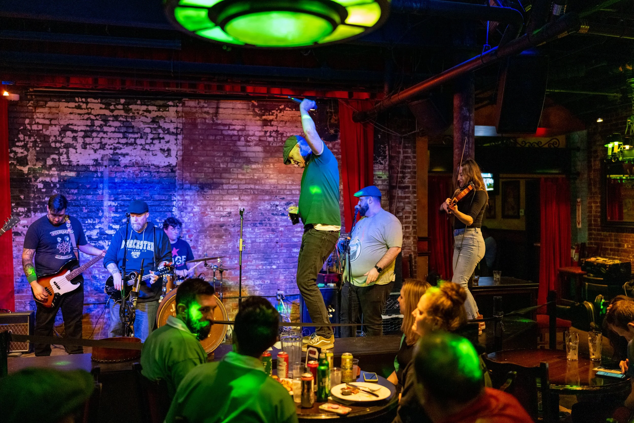 the pourmen - landsdowne-1030815.jpg