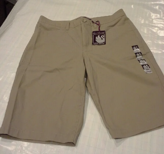 Walk About Town shorts.jpeg