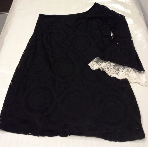 Black Lace Tunic.jpeg