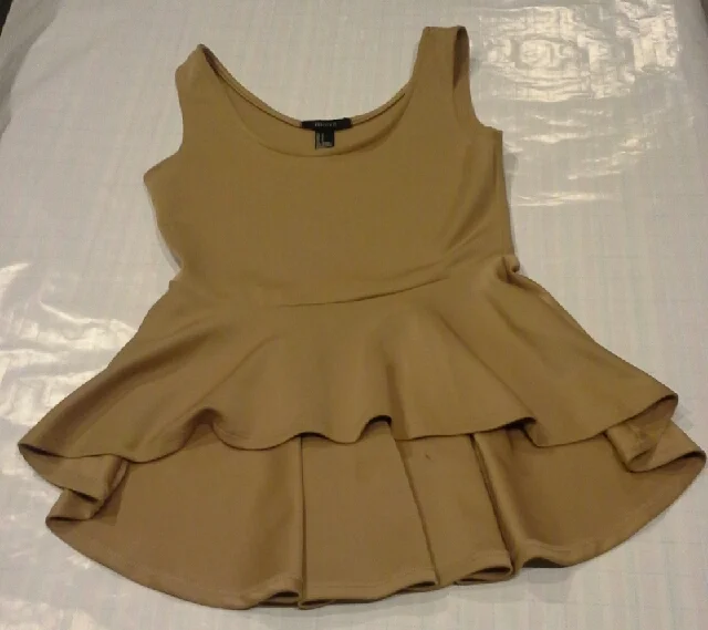 Out on the Town top gold.jpeg