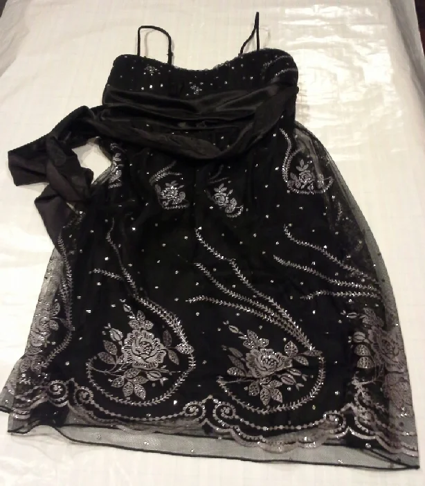 Evening Dreams dress black.jpeg