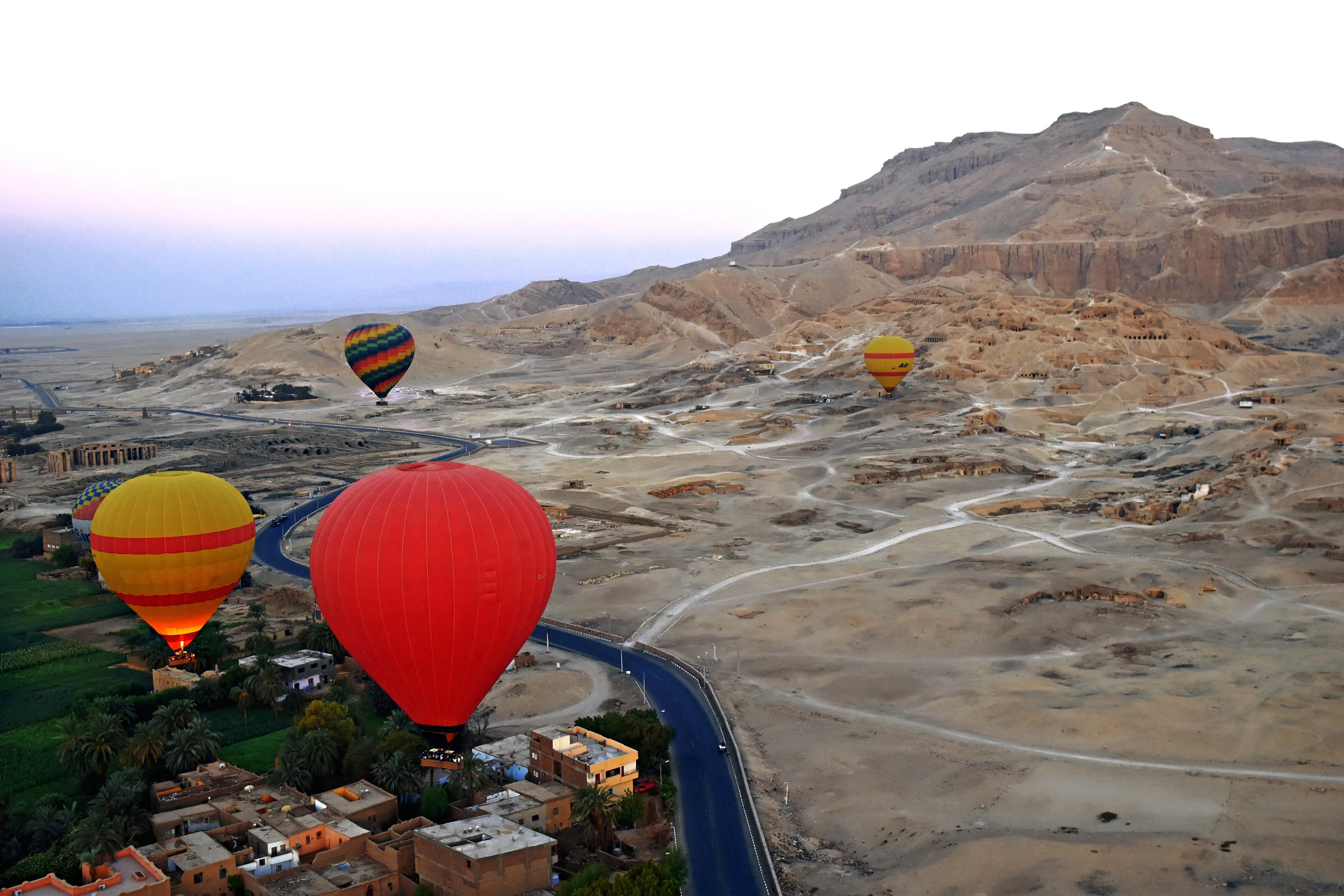 Baloon 2 _ 111 KGC_0713_smallfilesize.jpg