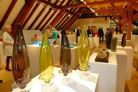Thank you to http://glastage.zwiesel.de for the image - click link to see more information.