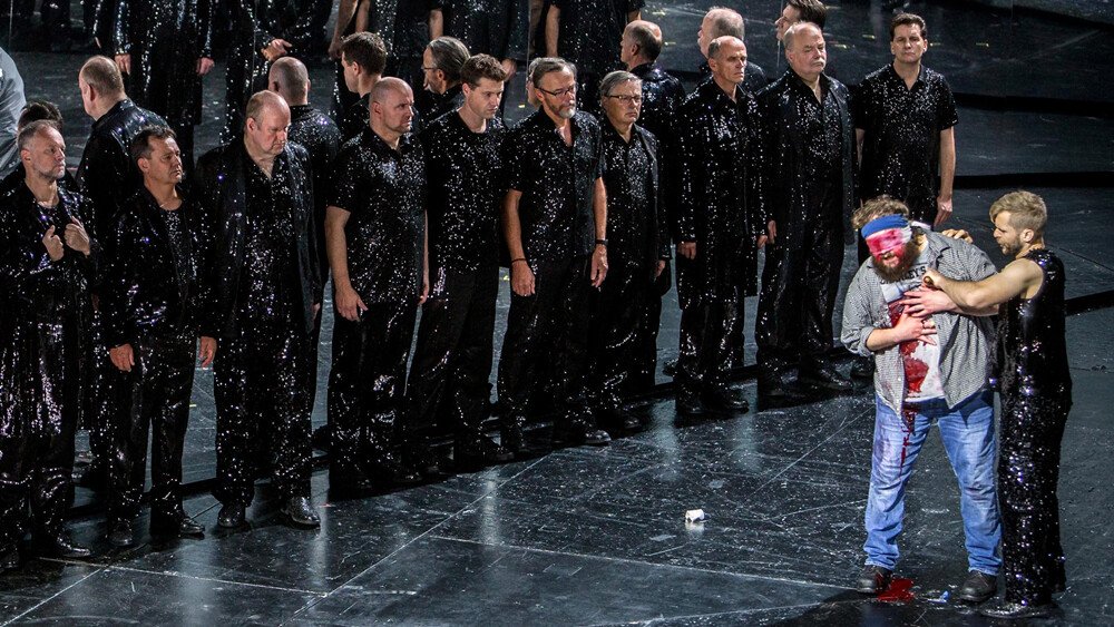 Toby Higgins in  Aufstieg und Fall der Stadt Mahagonny  for Komische Oper Berlin 