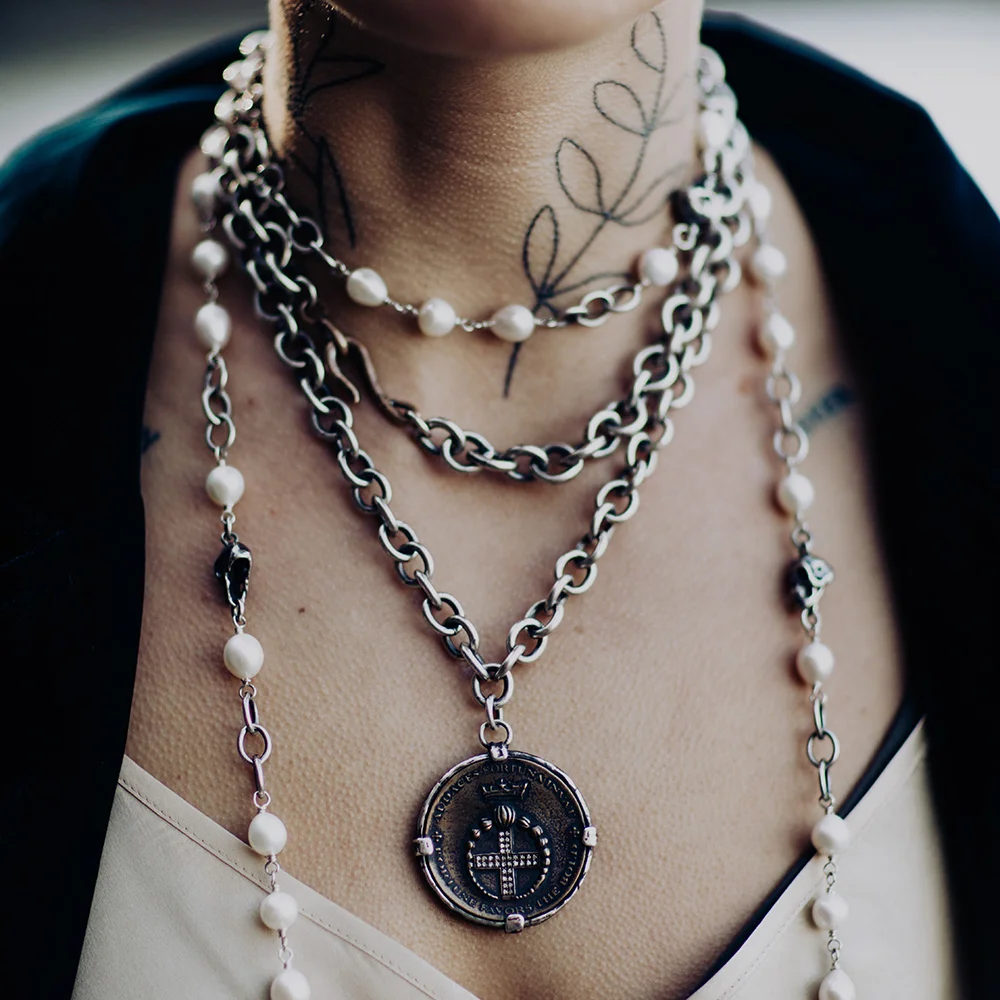FSNck129-1000.jpg