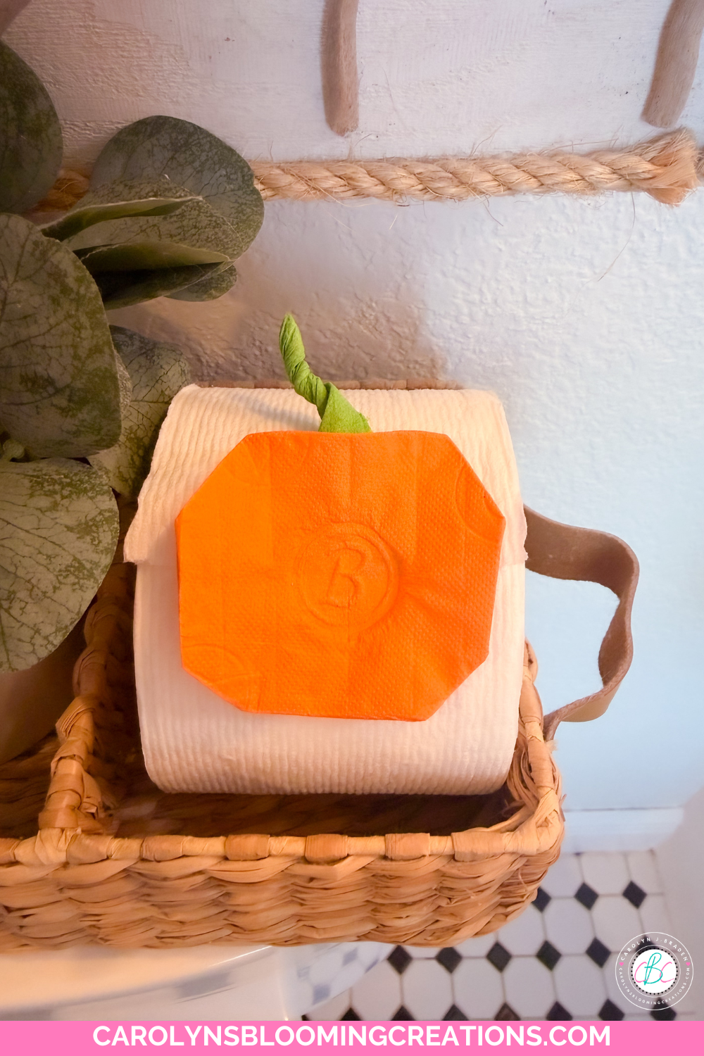 Creative Fall Decorating Idea: Toilet Paper Origami Pumpkin