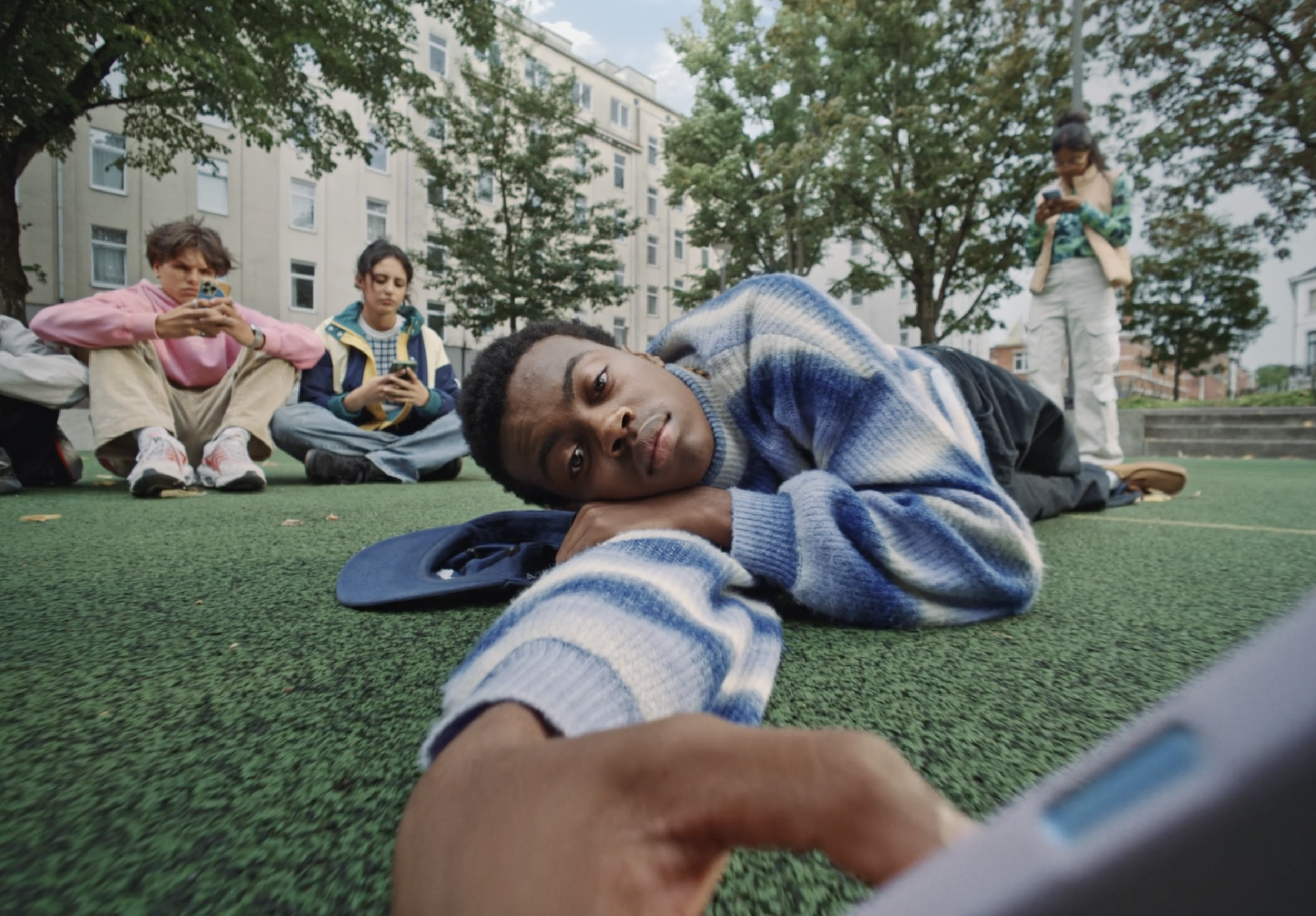 PROXIMUS • HIDE & SEEK