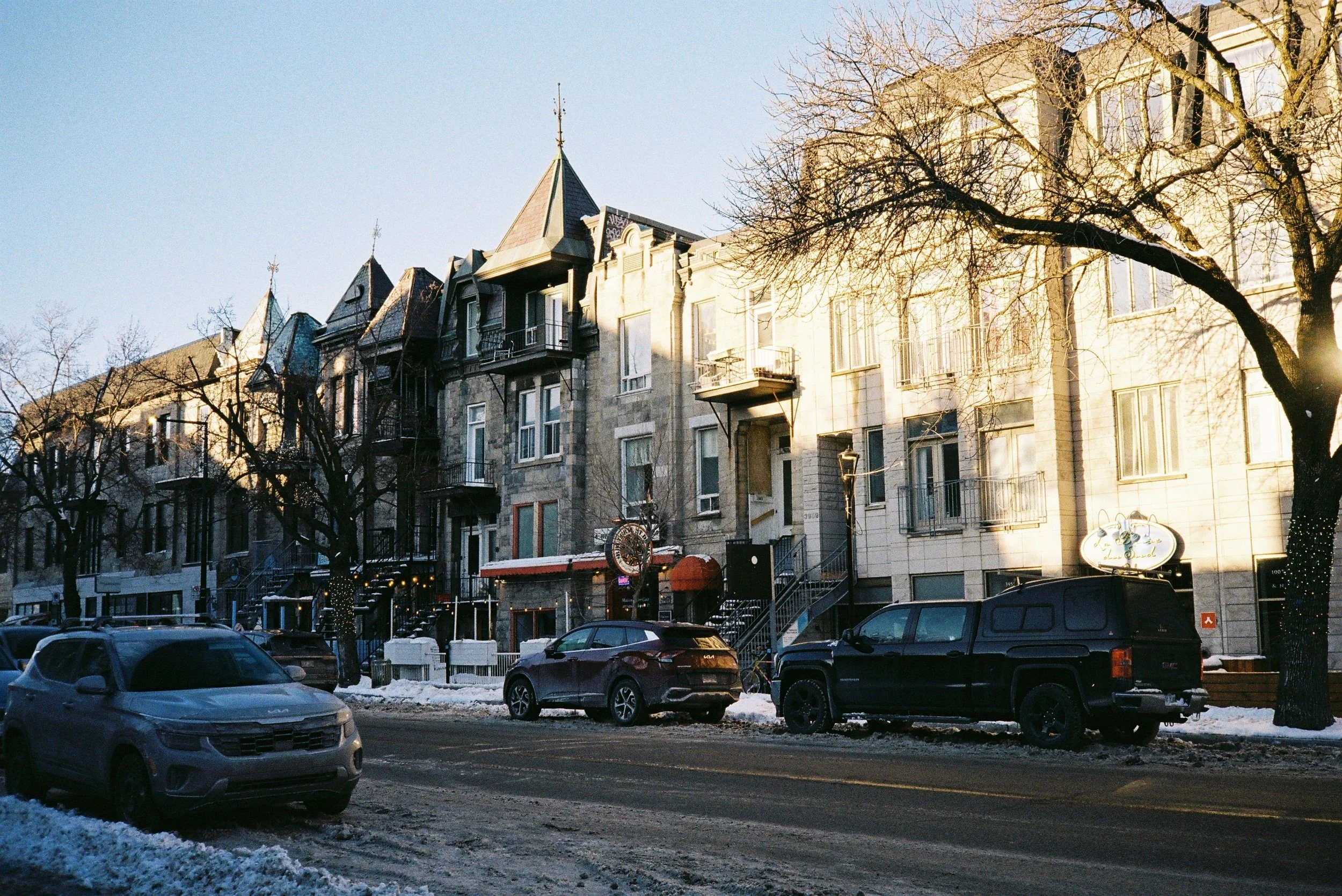 Urban-Street-Winter-Montreal.jpg
