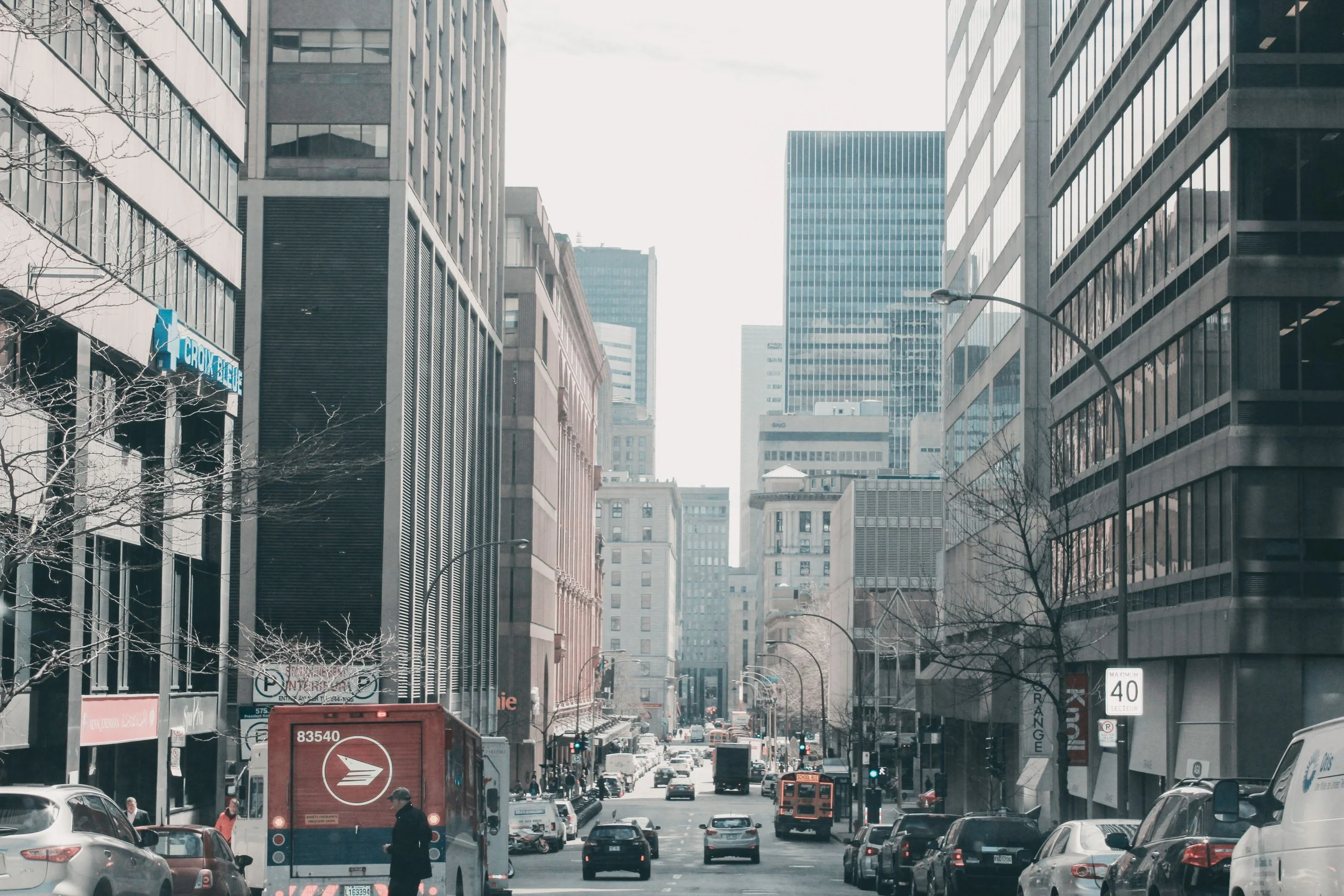Montreal-Downtown-Street.jpg