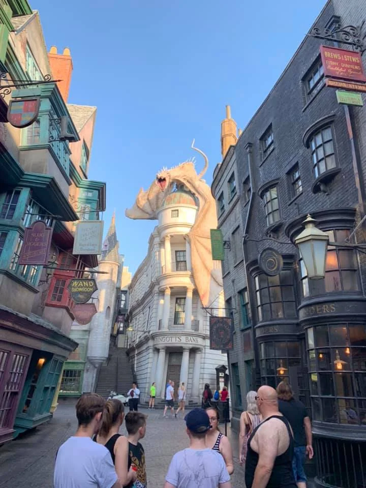 HP World_w.jpg