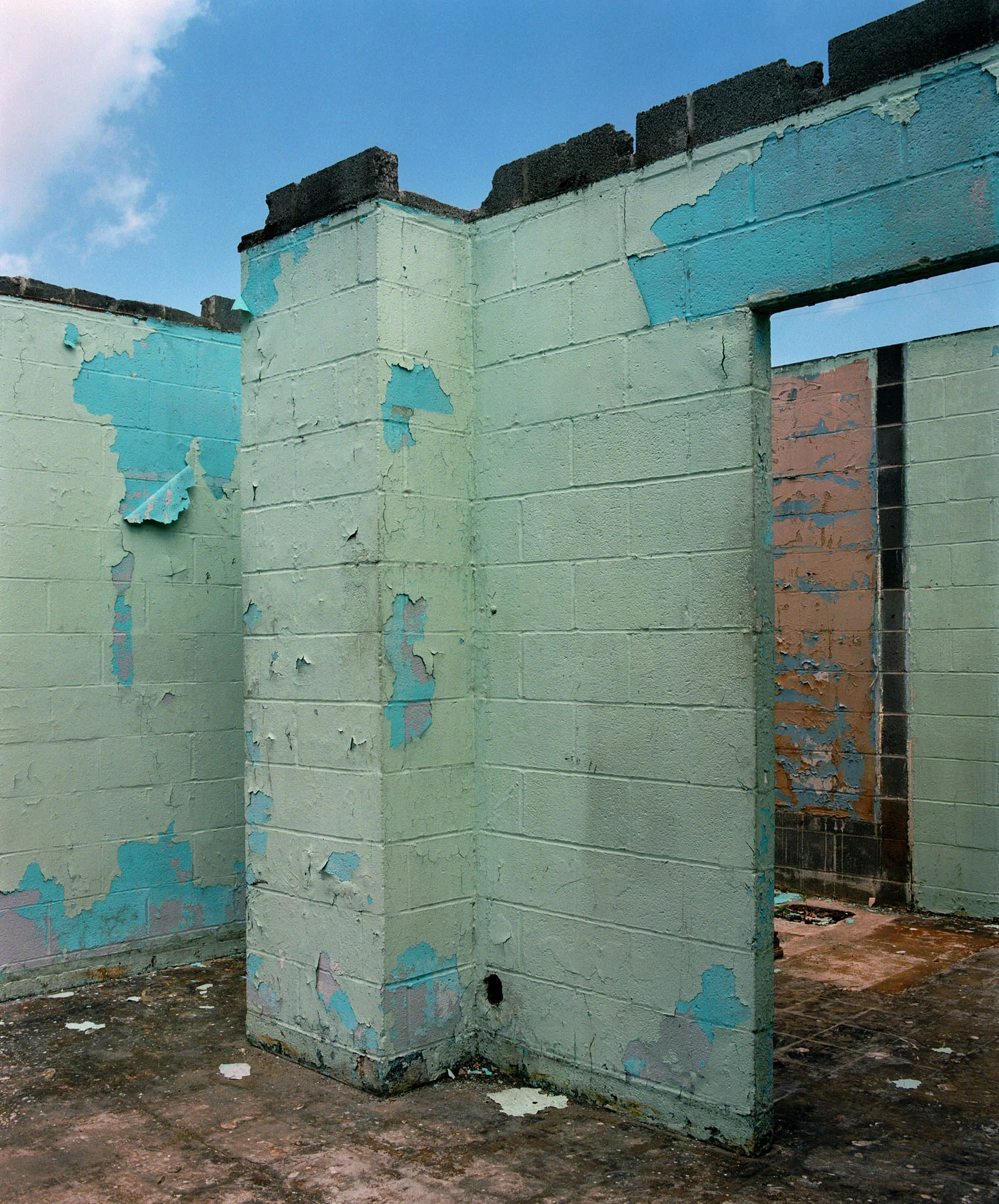 Block Wall (2004)