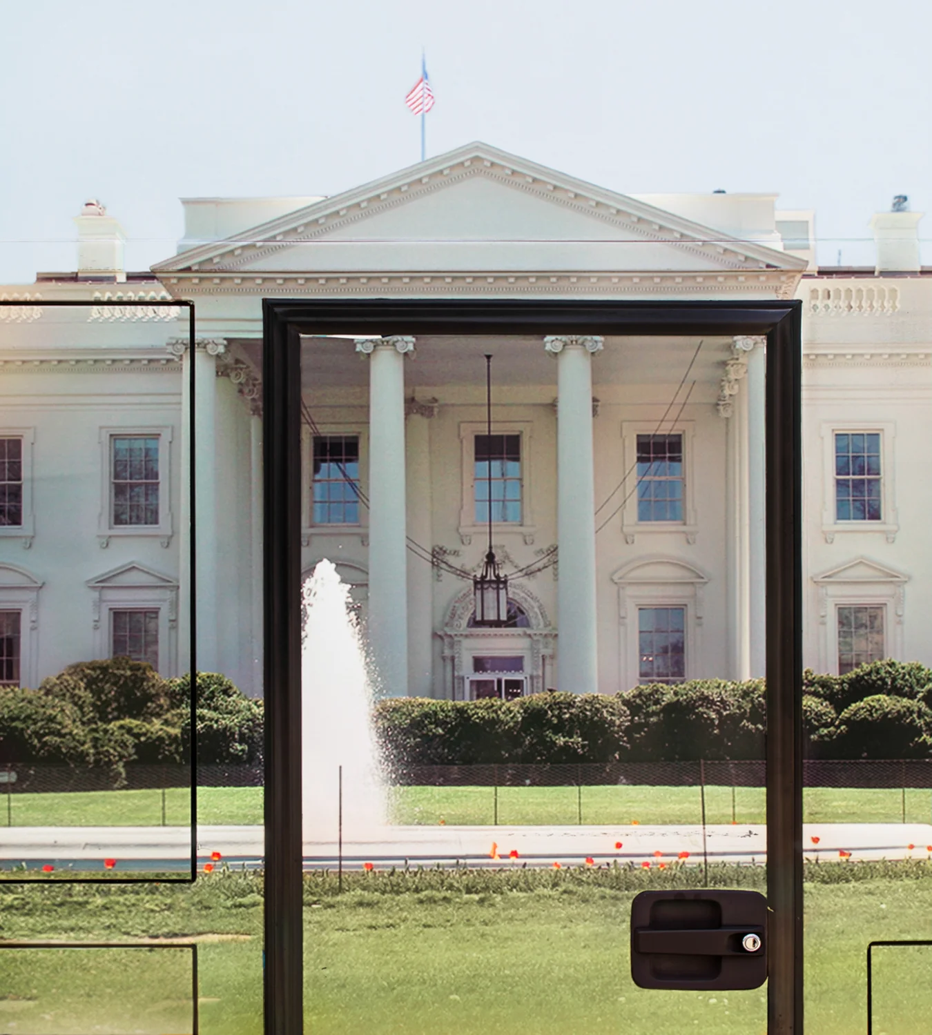 Treachery of Images: The White House #0635, 2016