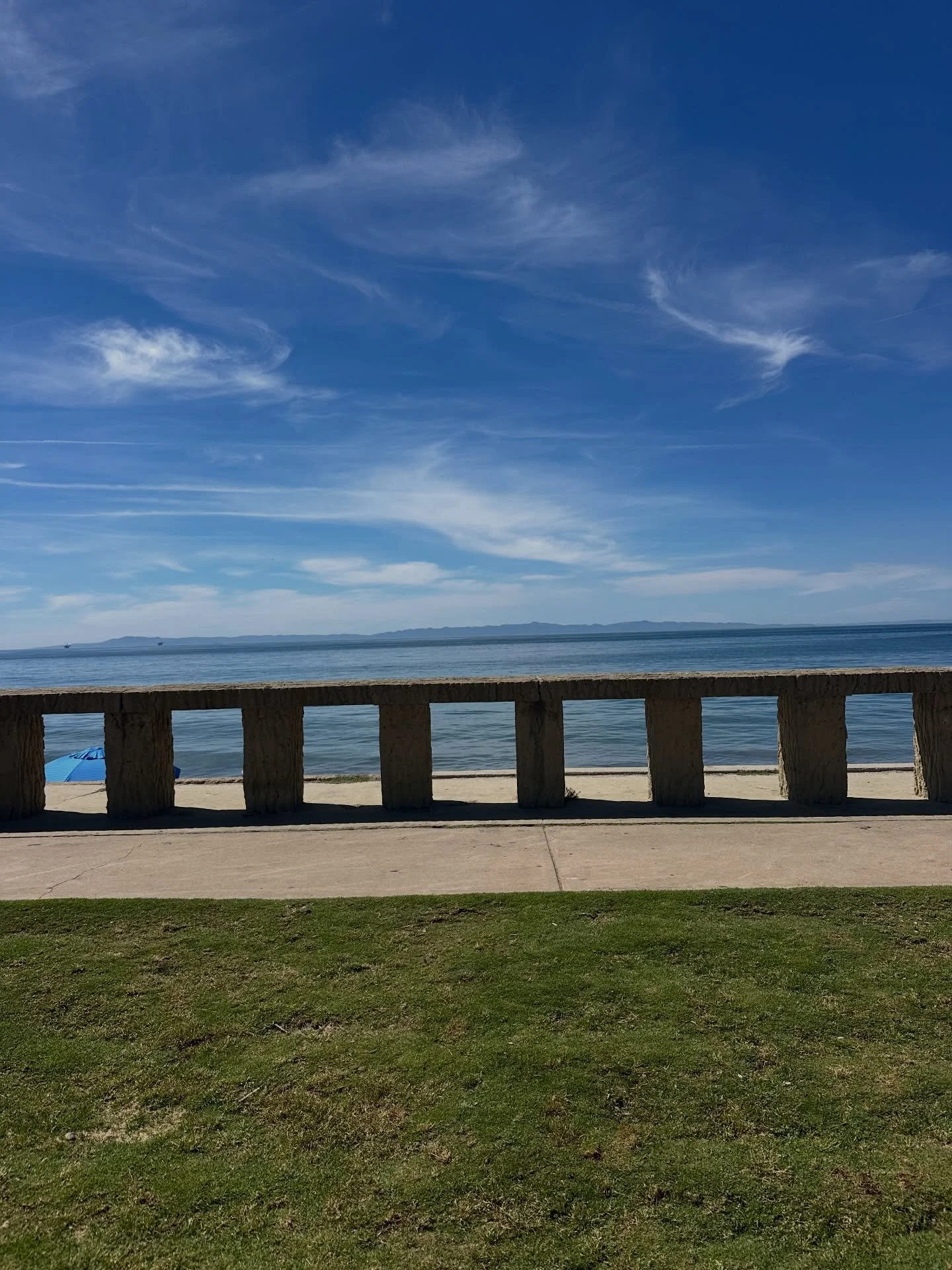 Weekend vibe &bull; surf &bull; sun &bull; fun! Happy mermaid 🧜&zwj;♀️ 
&bull;
&bull;
&bull;
#mermaid #surfergirl #oceanlove #santabarbaralifestyle #montecito