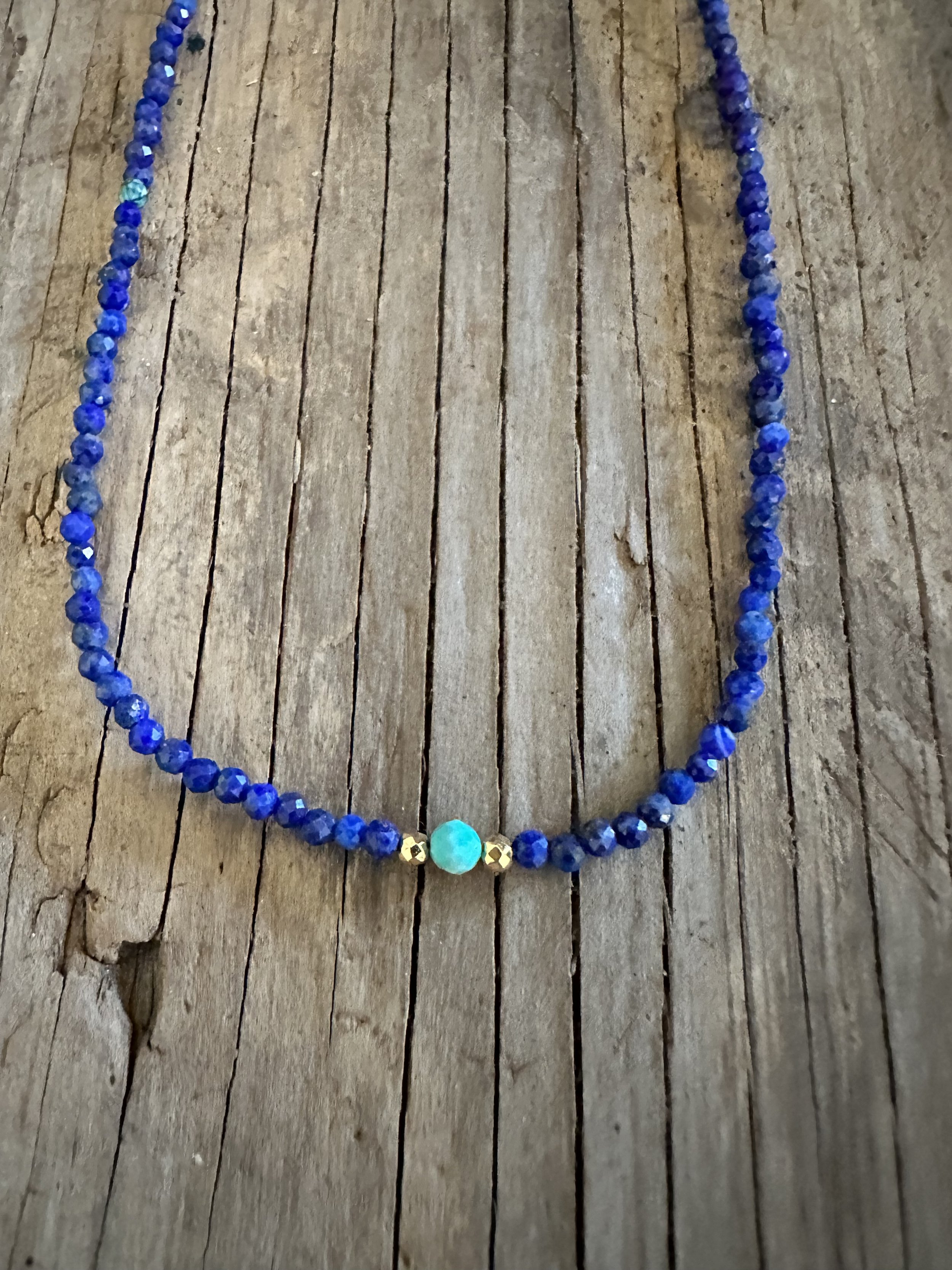 LAPIS Turquoise Bead Short Necklace