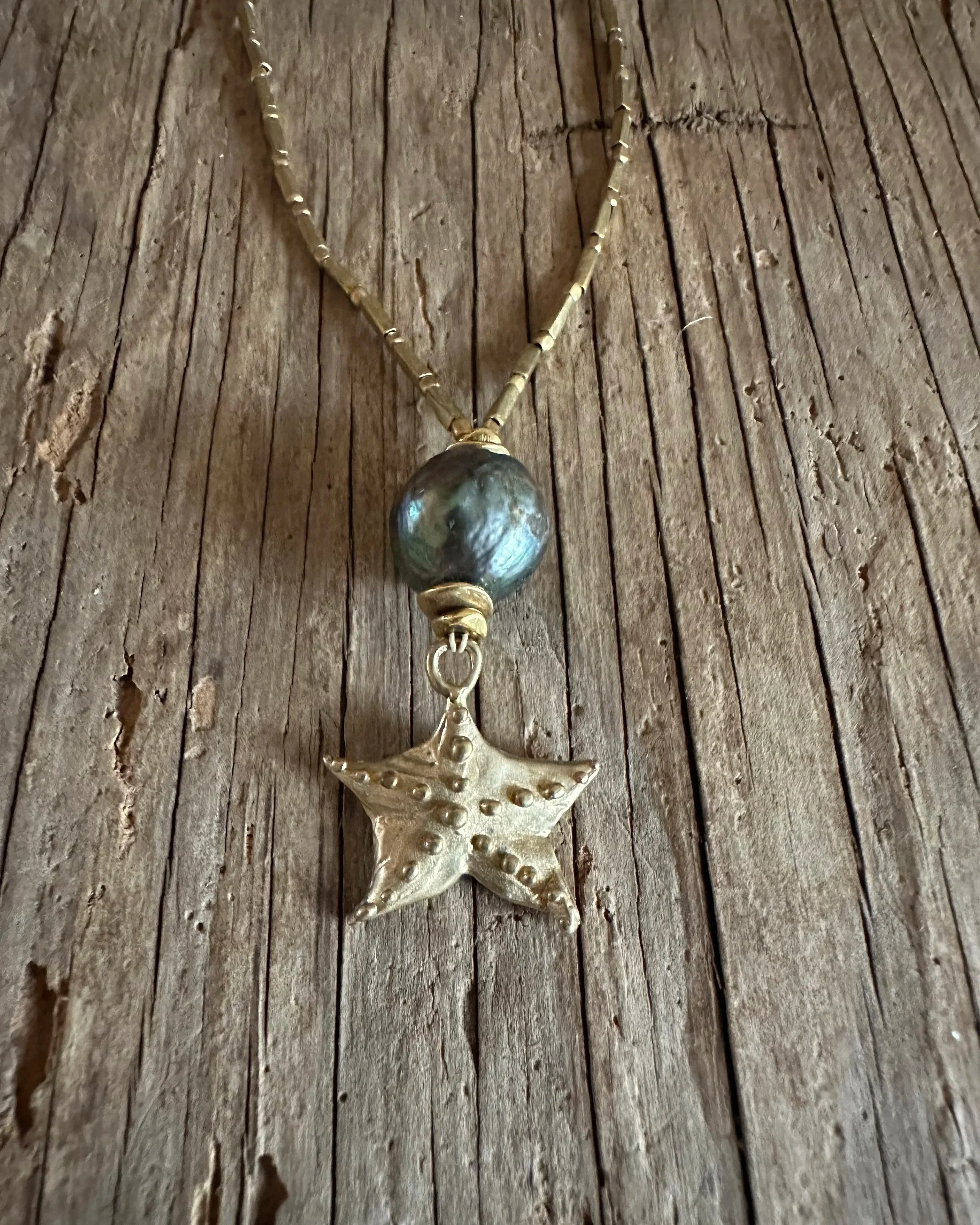 STARFISH Pearl Necklace