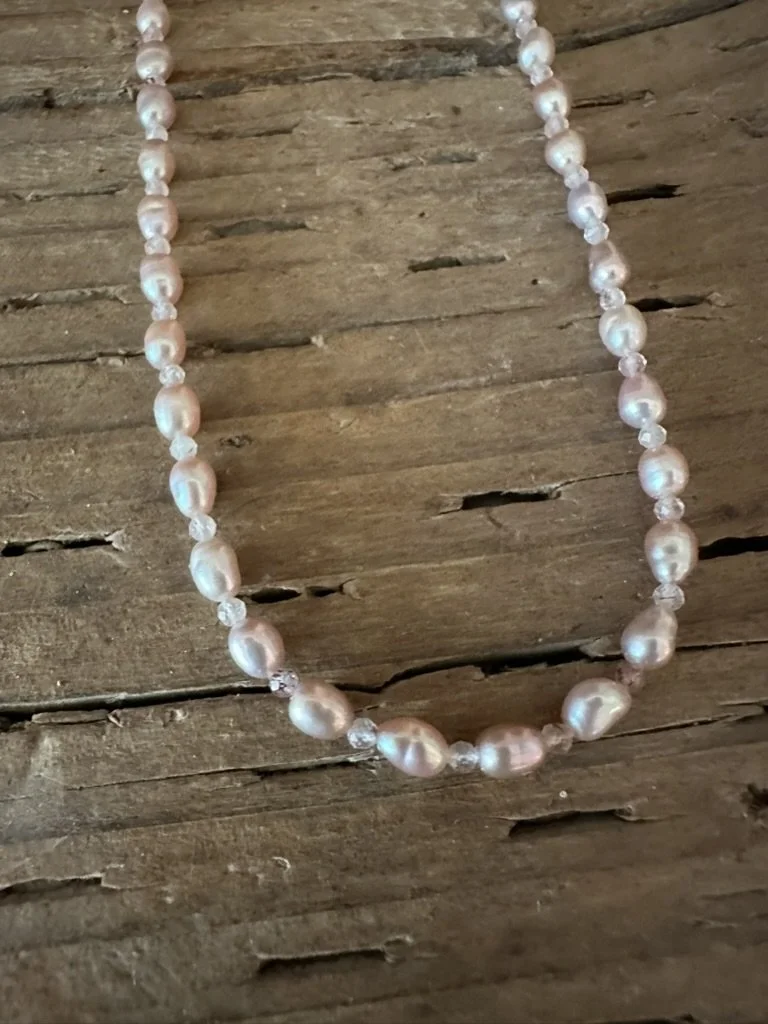 MAUVE Pink Short ecklace