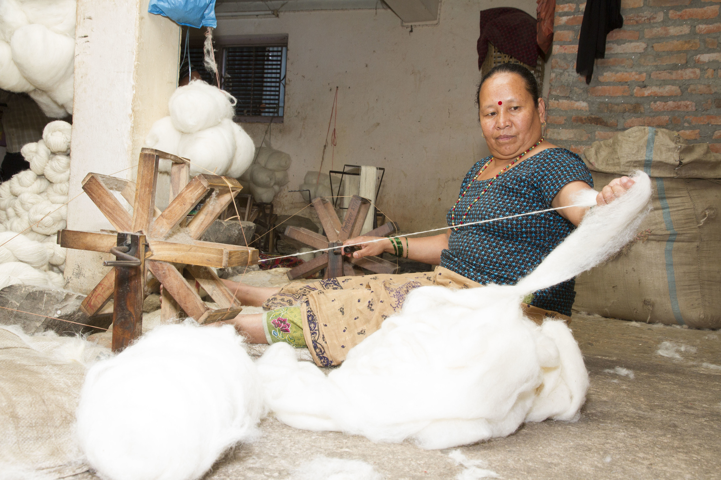 3 Weaving the Yarn .jpg