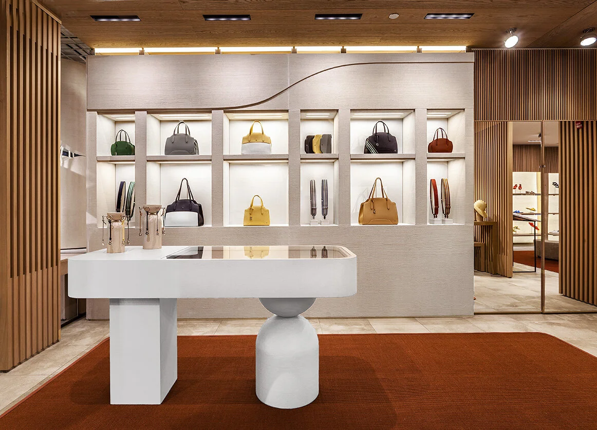  Loro Piana, Madison Avenue, NYC 